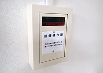 他社排煙口ワイヤー交換、操作ボックス新設作業